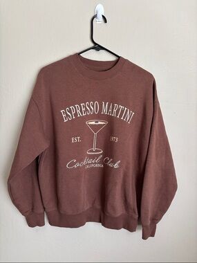 Espresso Martini Graphic Crewneck Sweatshirt - Brown size small
